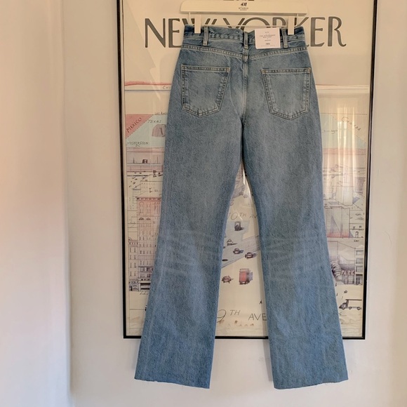 NWT Zara distressed Mia straight light wash 5 pocket classic size 2 - Picture 2 of 7